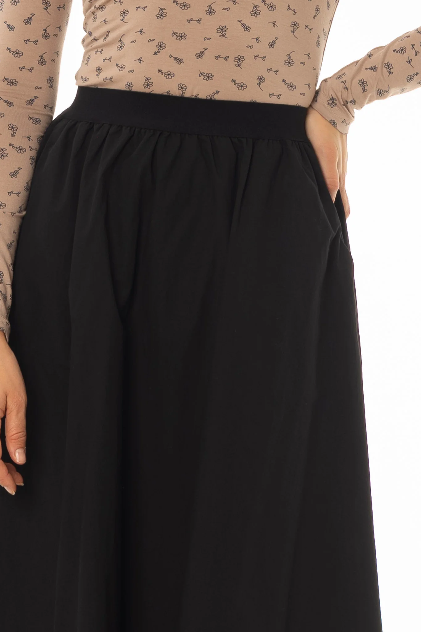 Black Elastic Cotton Maxi Skirt - Image 2