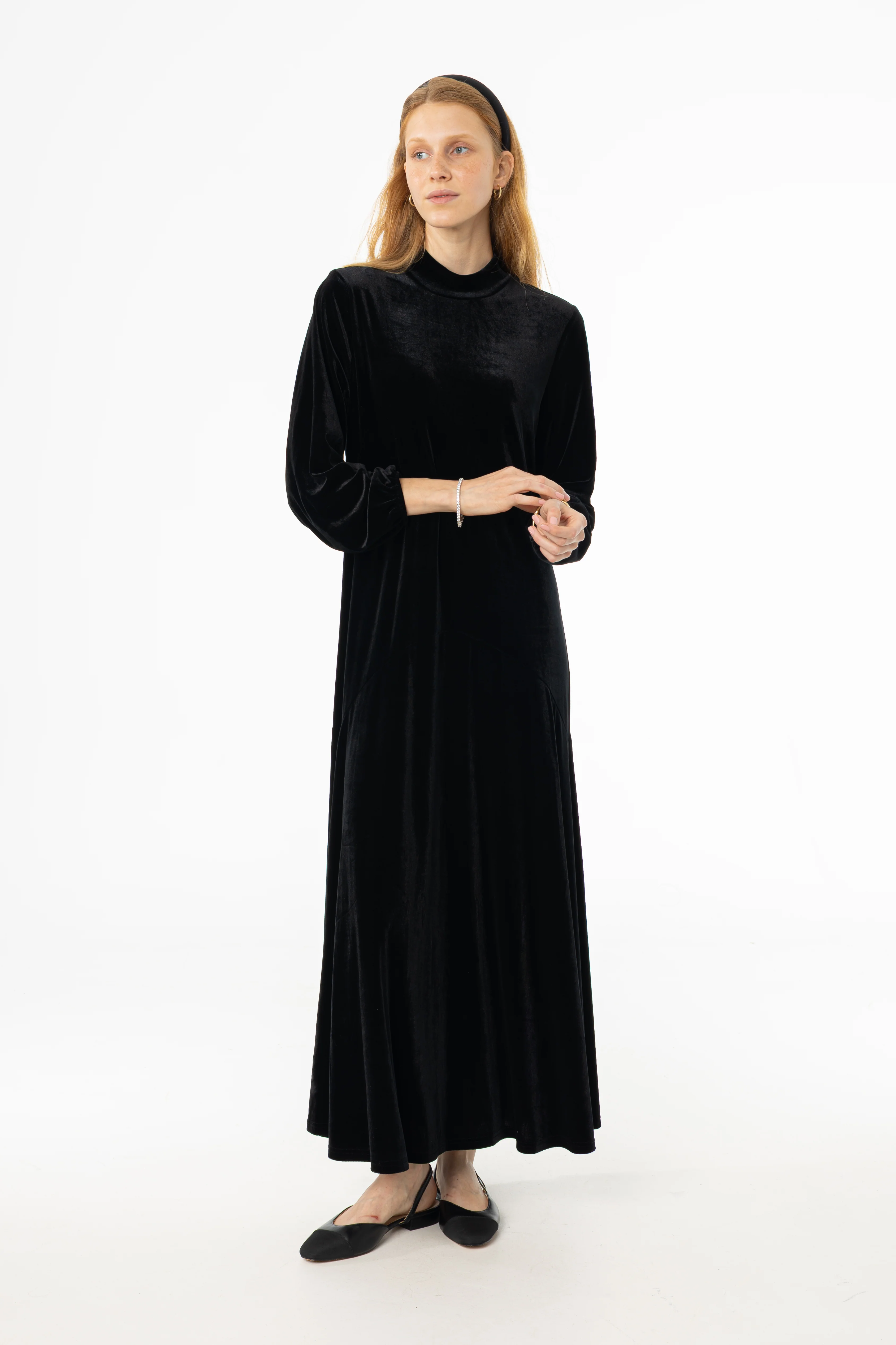 Black Flared Hem Velvet Maxi Dress - Image 3