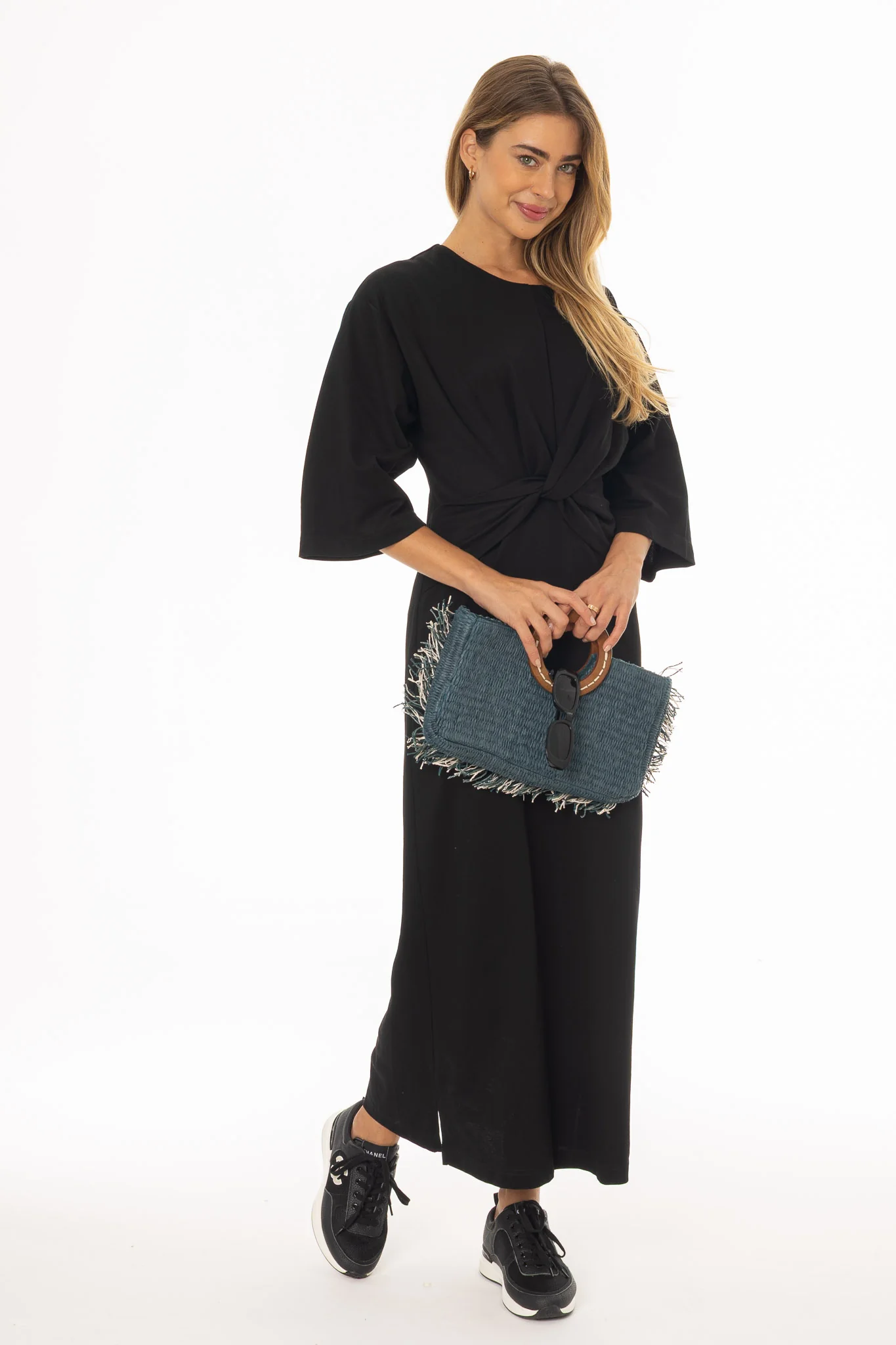 Black Front Tie Knot Maxi Dress - Image 2