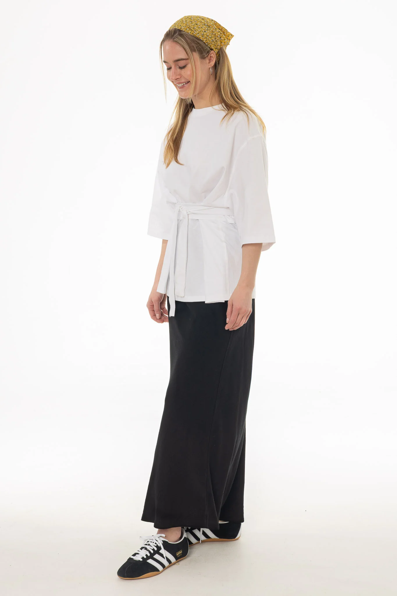 Black Linen Feel Slip Skirt - Image 3