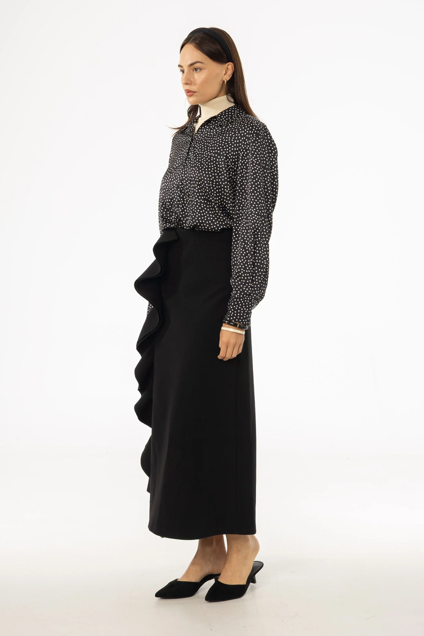 Black Ruffle Wool Maxi Skirt - Image 2