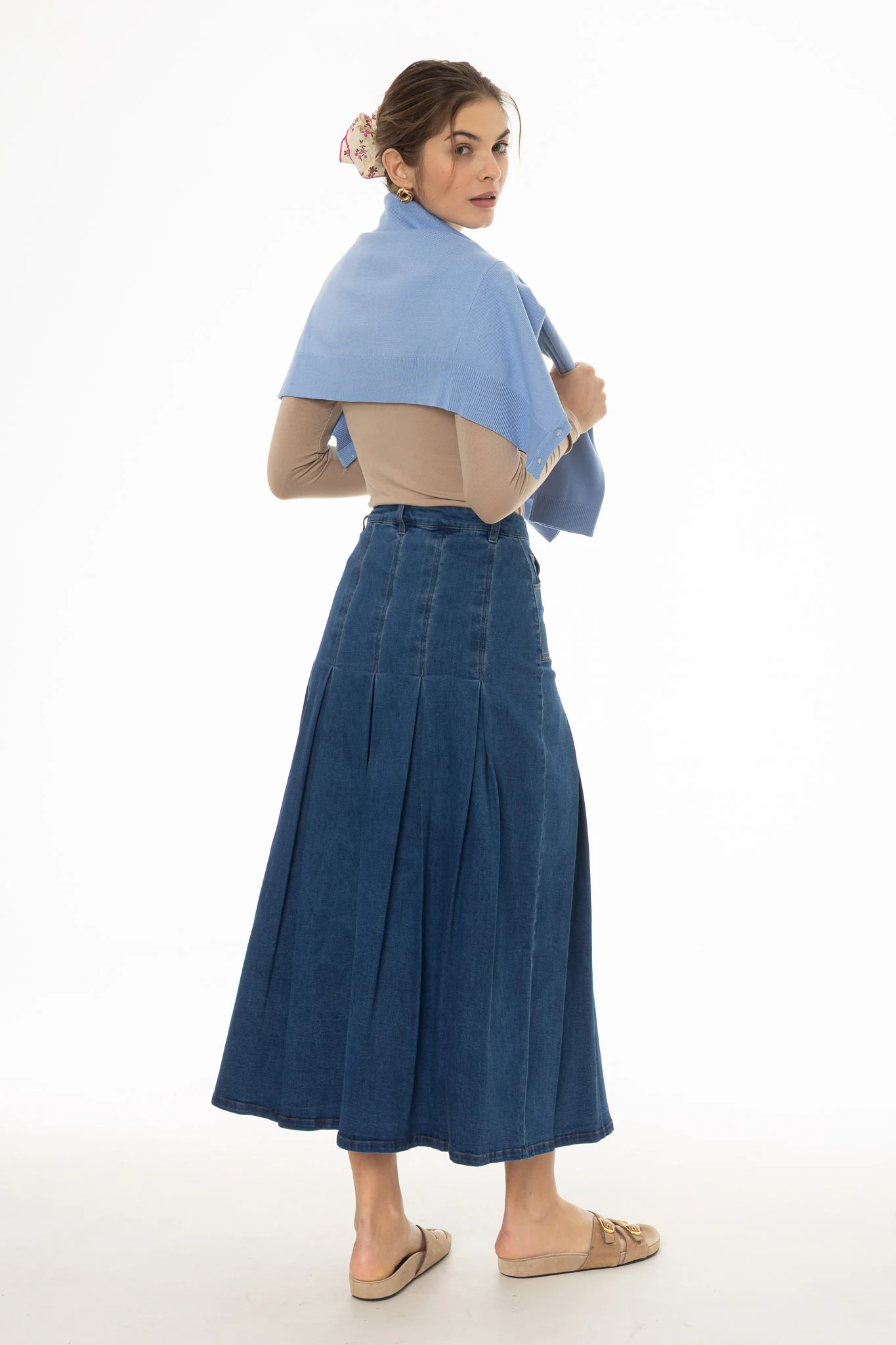 Blue Pocket Pleated Denim Skirt - Image 4