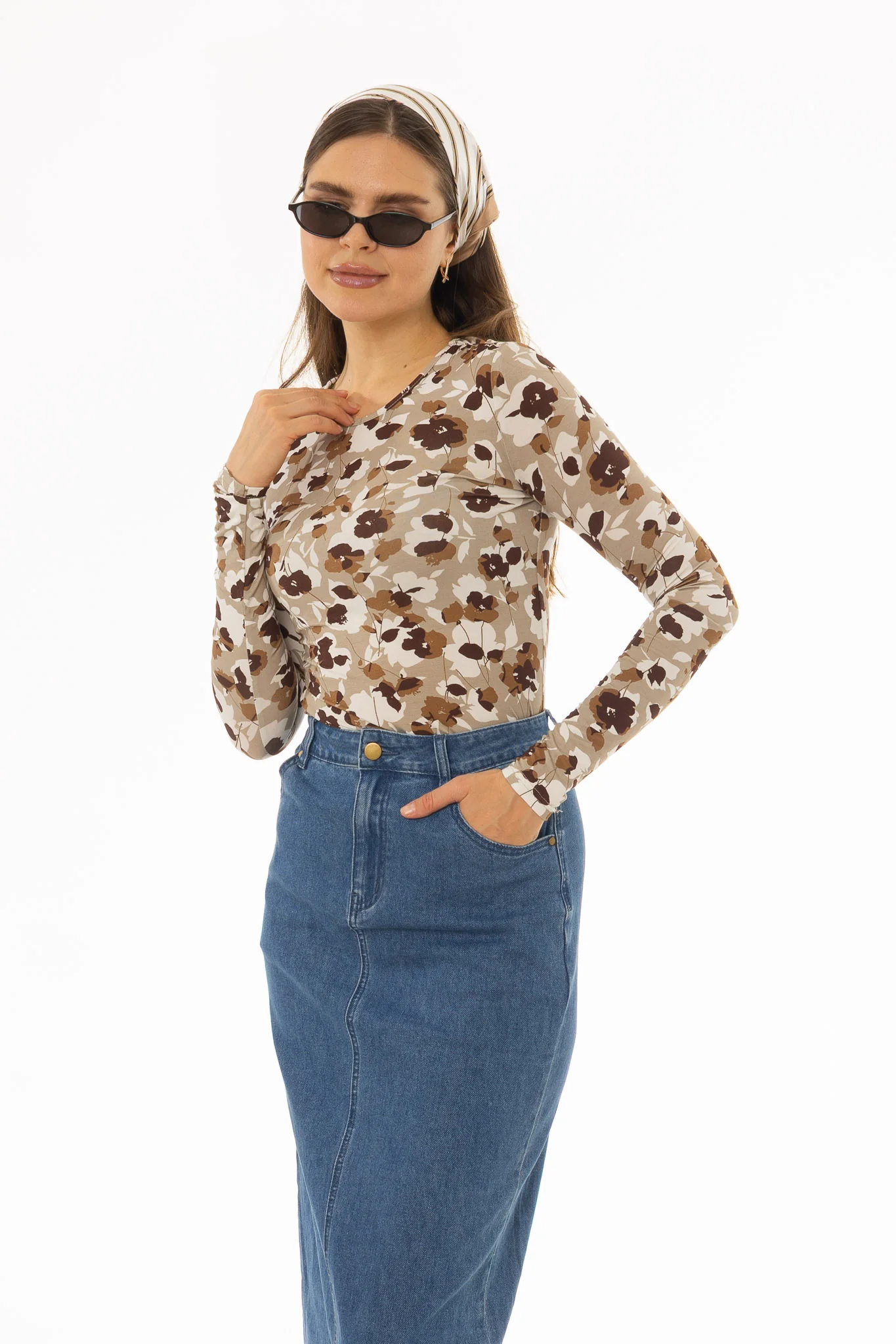 Brown Floral Printed Round Neck T-Shirt