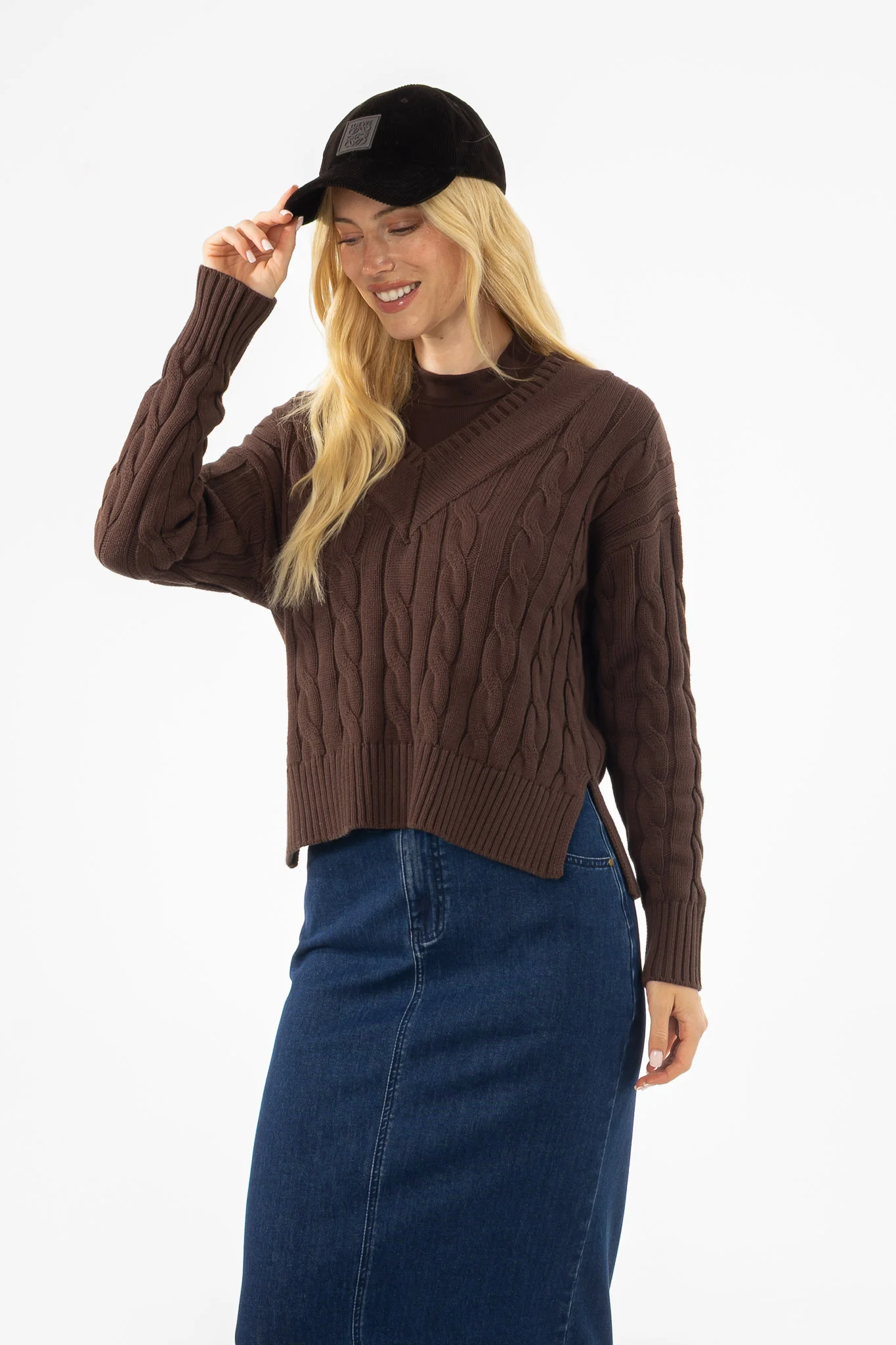 Brown V-Neck Cable Knit Sweater - Image 2