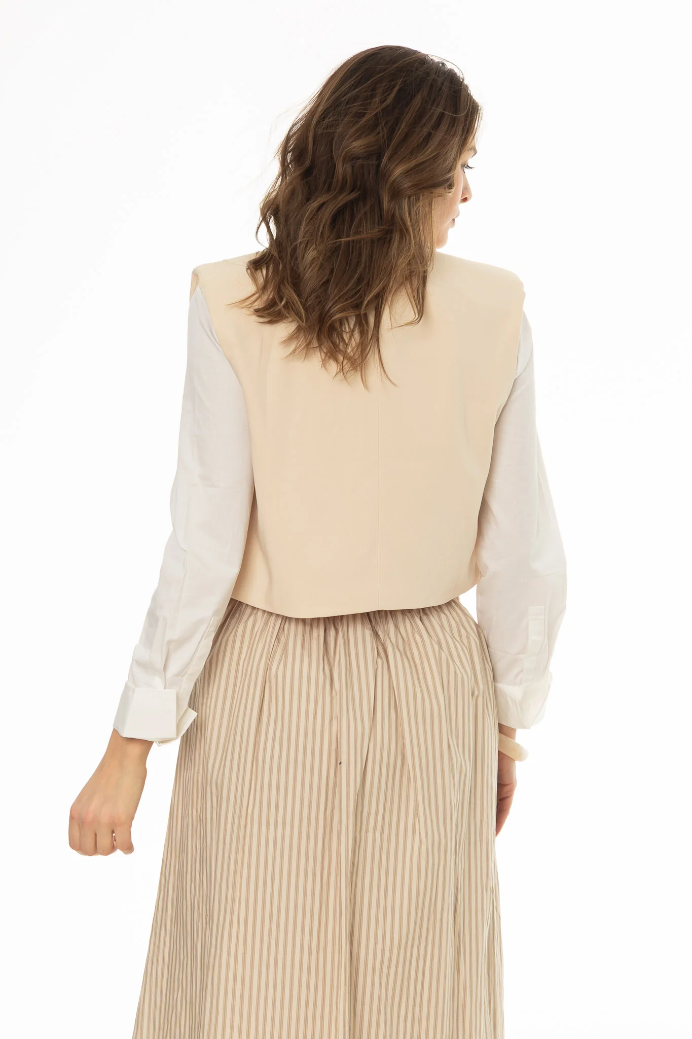 Butter Cropped Vest Overlay - Image 4