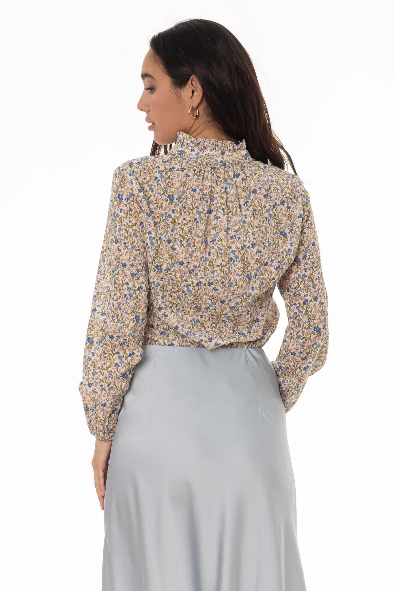 Floral Printed Ruffle Blouse - Image 3