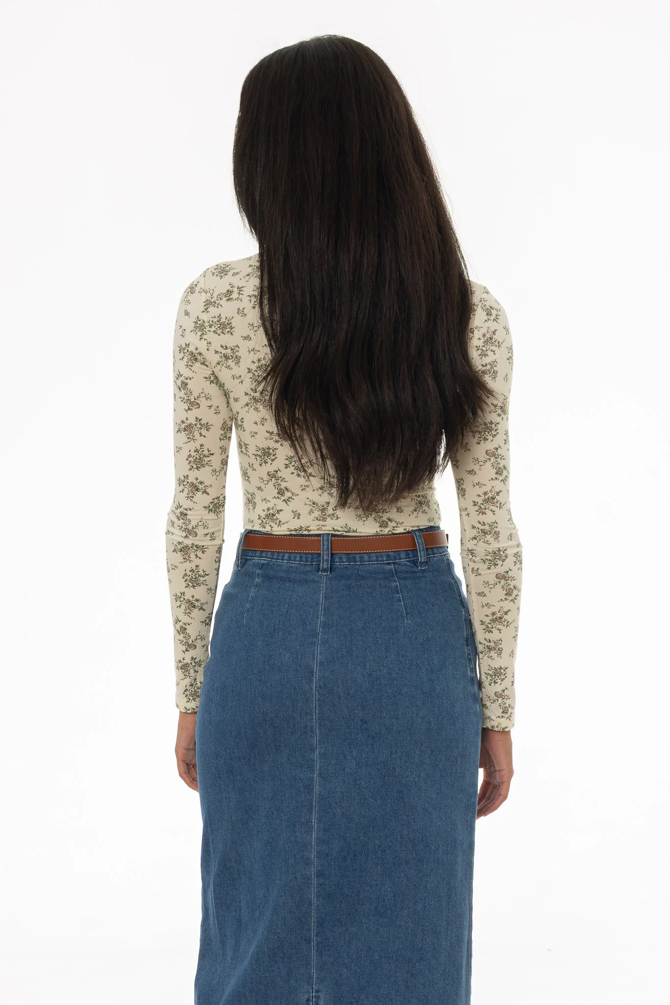 Ivory Floral Round Neck T-Shirt - Image 4