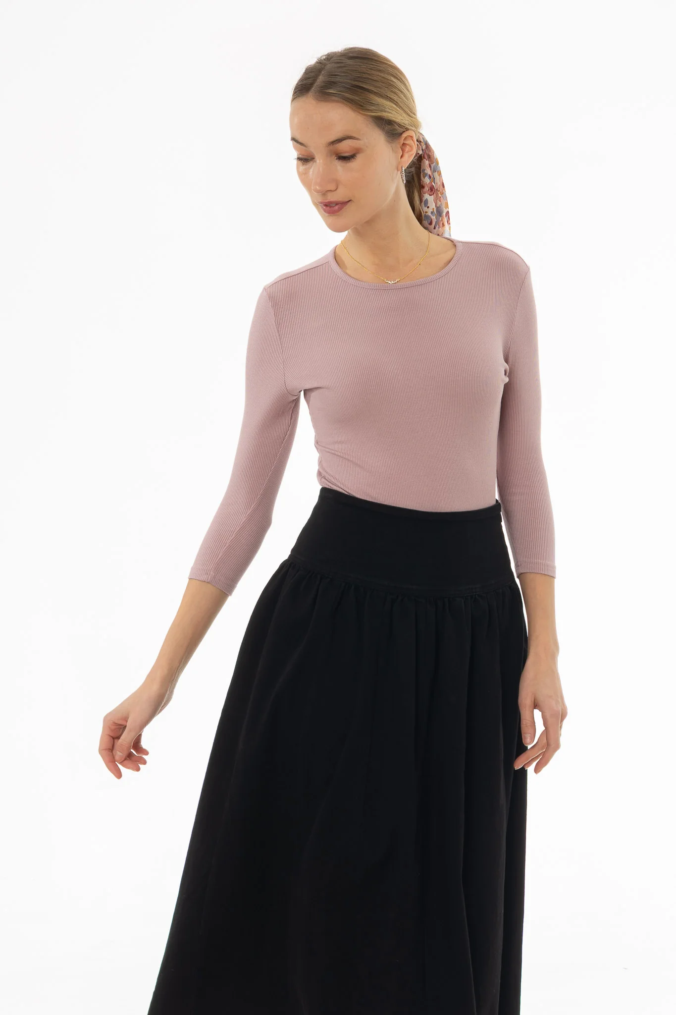 Mauve Ribbed Round Neck 3/4 Sleeve T-Shirt - Image 2