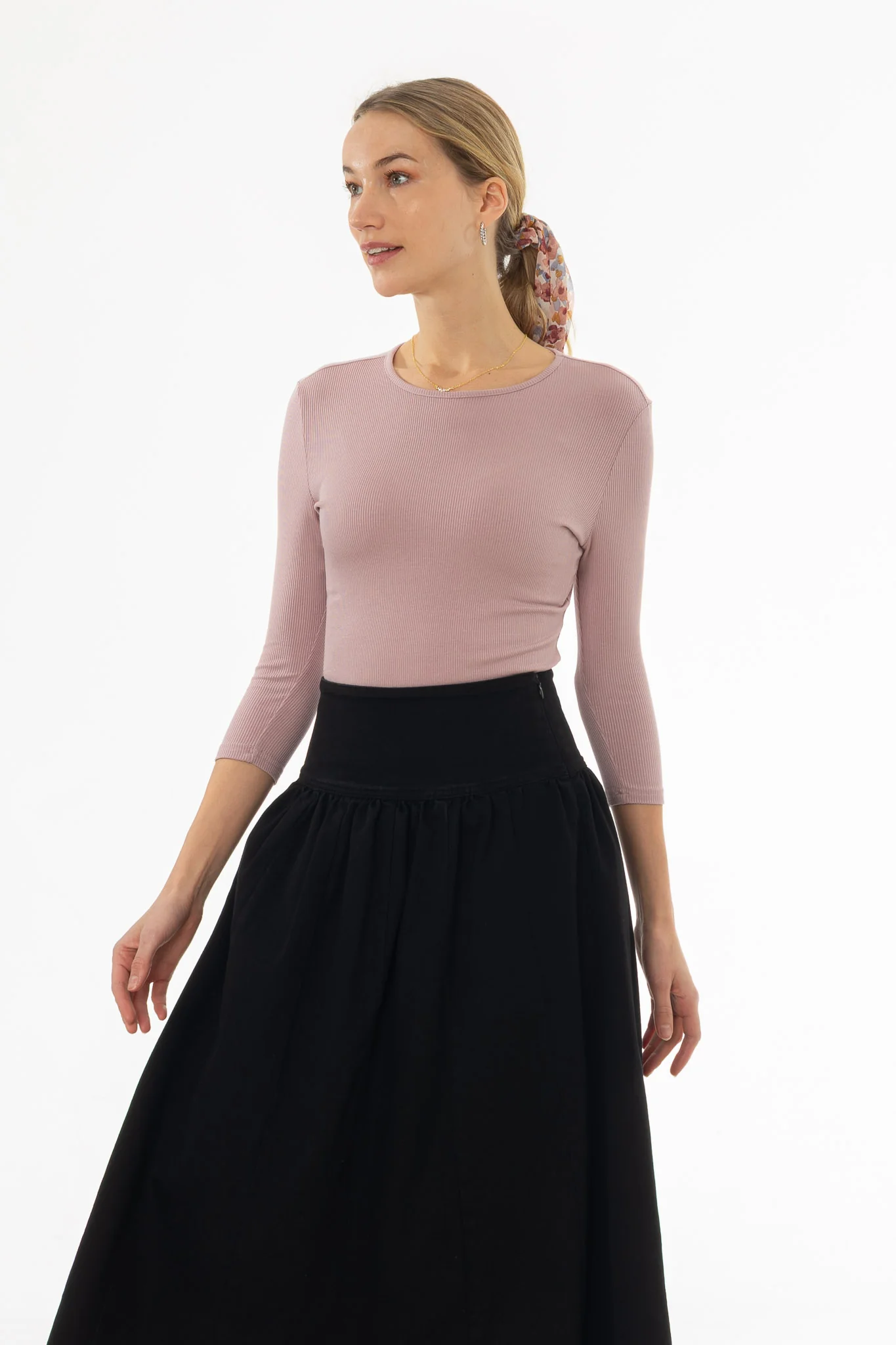 Mauve Ribbed Round Neck 3/4 Sleeve T-Shirt - Image 3