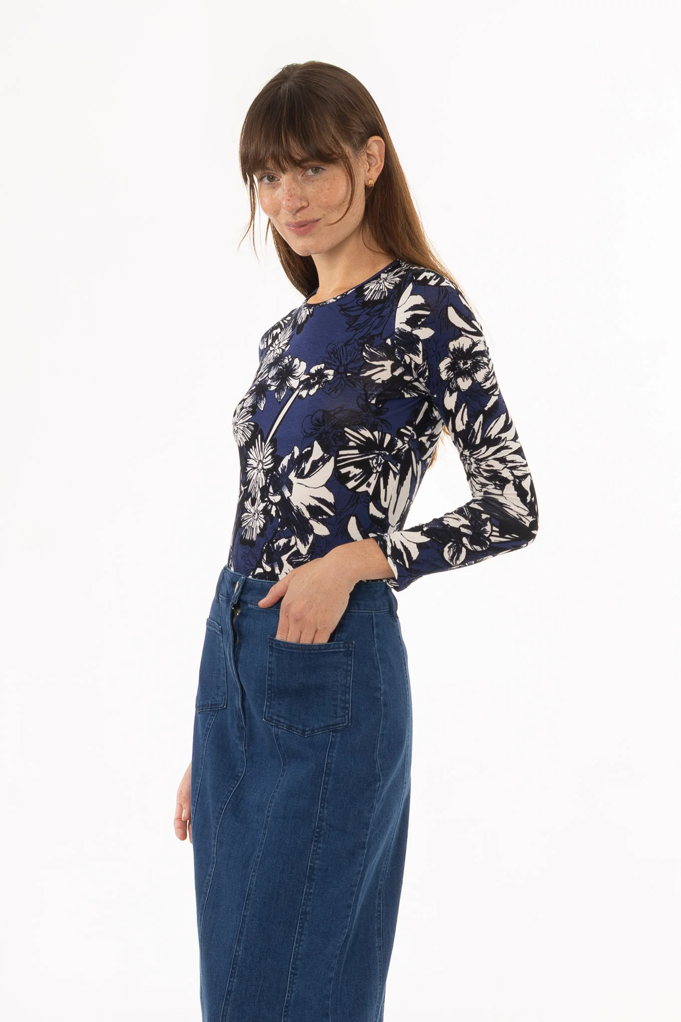 Navy Floral Printed Round Neck T-Shirt - Image 2