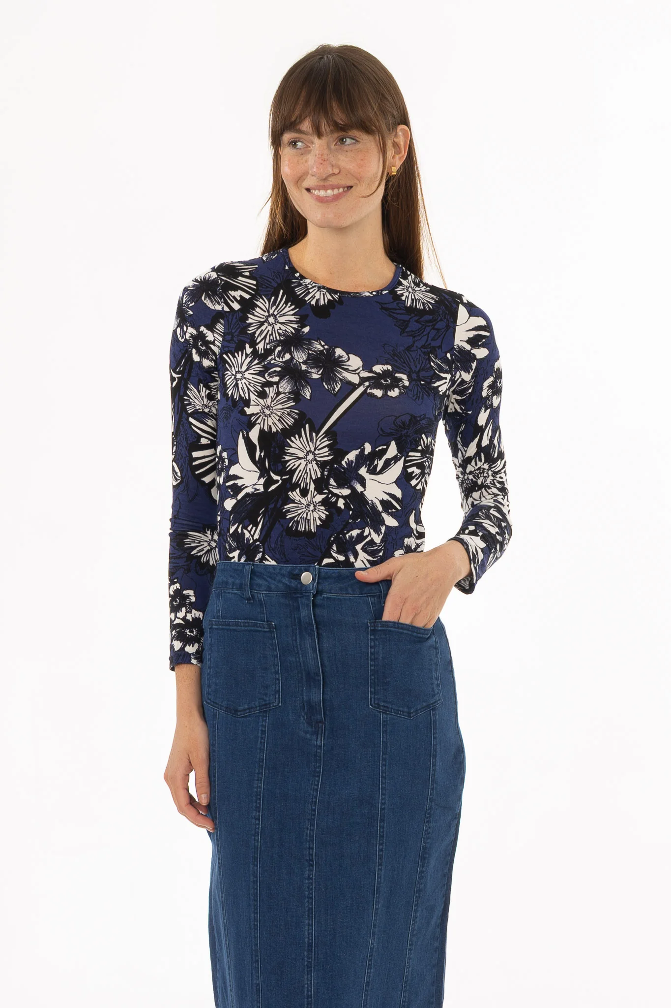 Navy Floral Printed Round Neck T-Shirt - Image 4