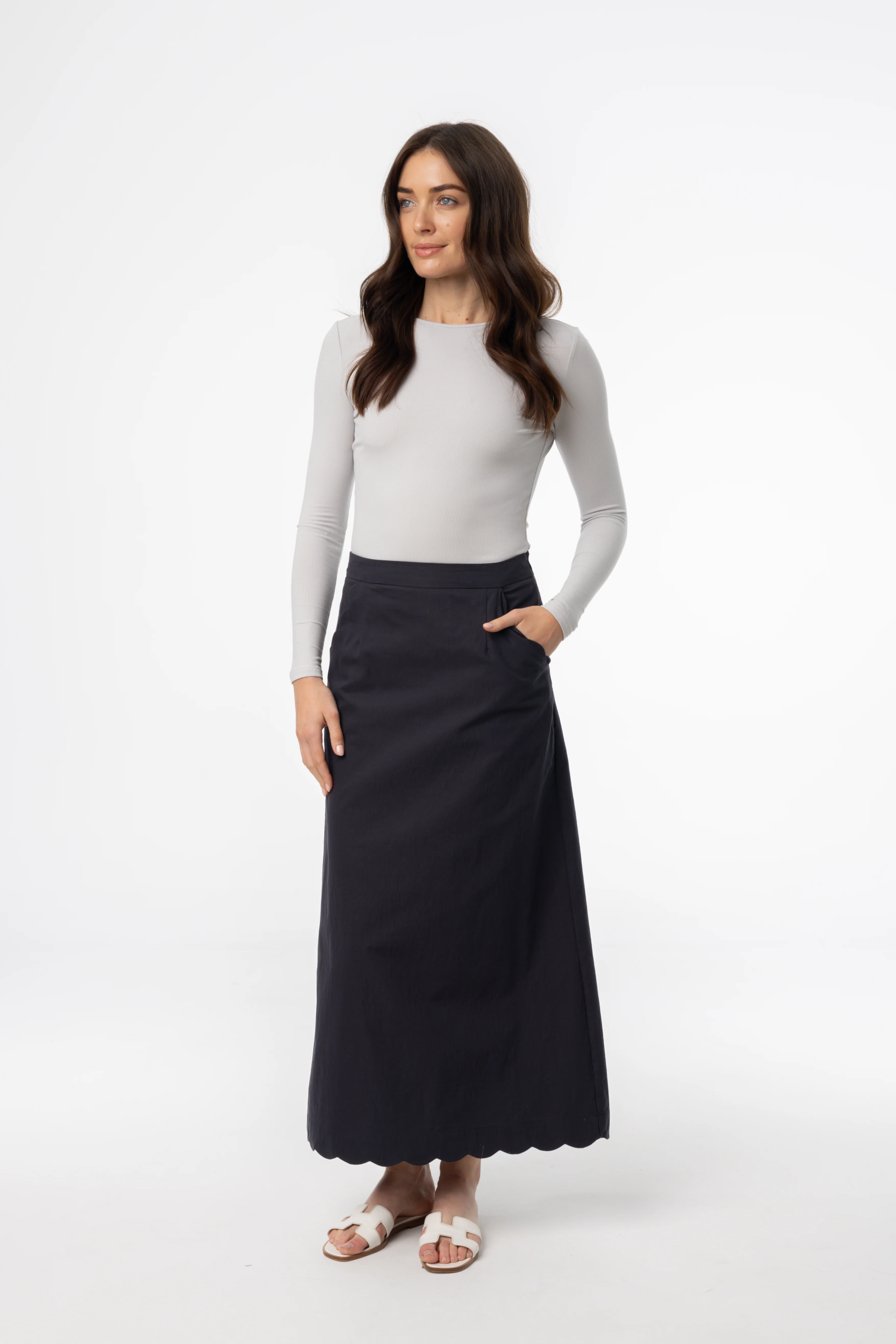 Navy Scalloped Maxi Skirt - Image 4