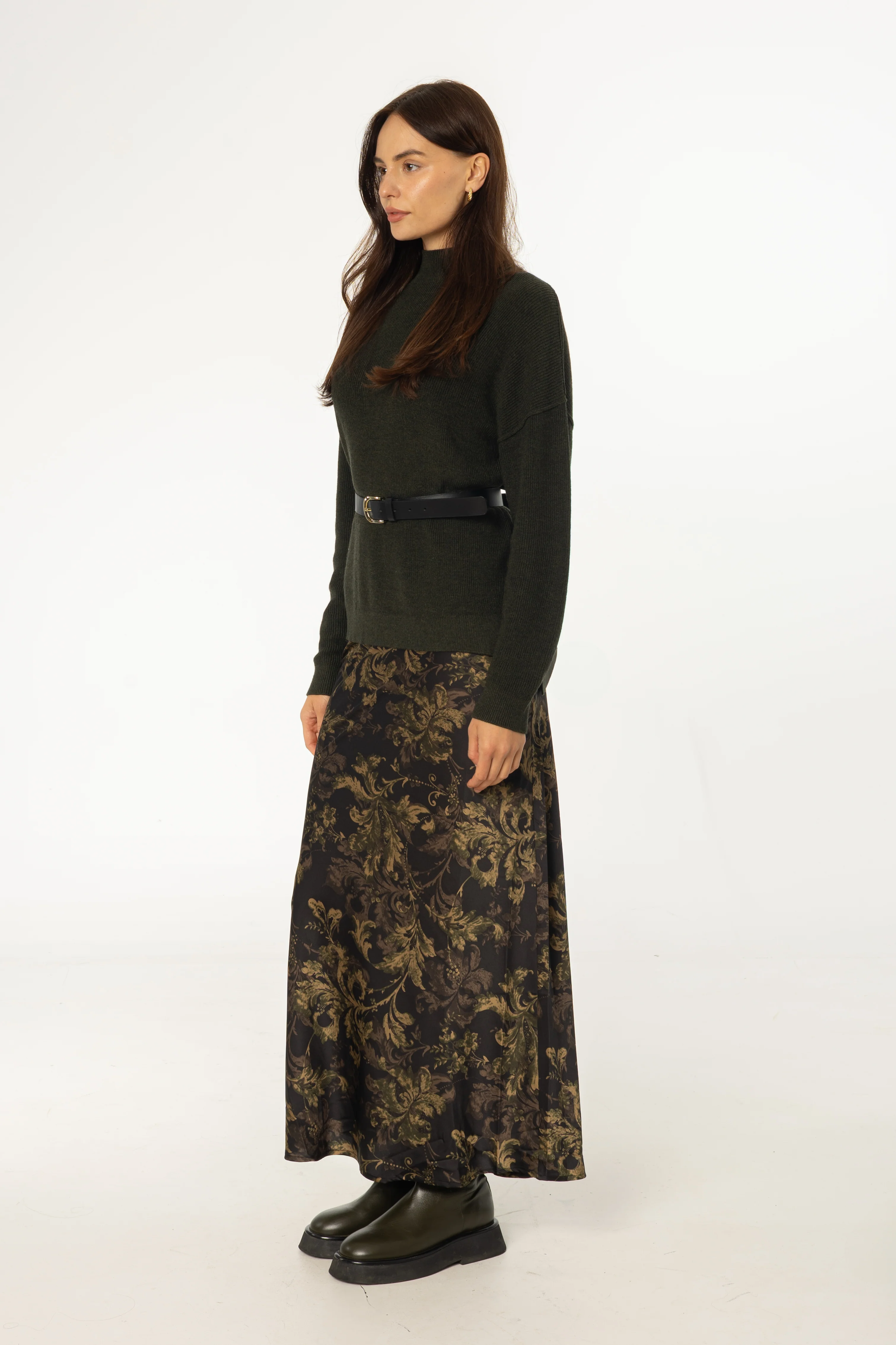 Green Paisley Printed Slip Skirt - Image 2