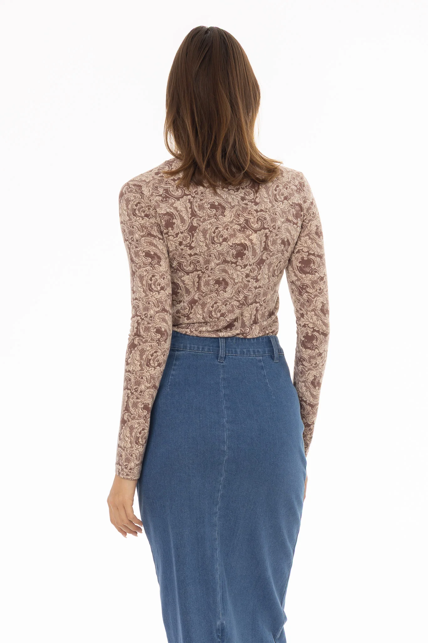 Pink Paisley Printed Round Neck T-Shirt - Image 3