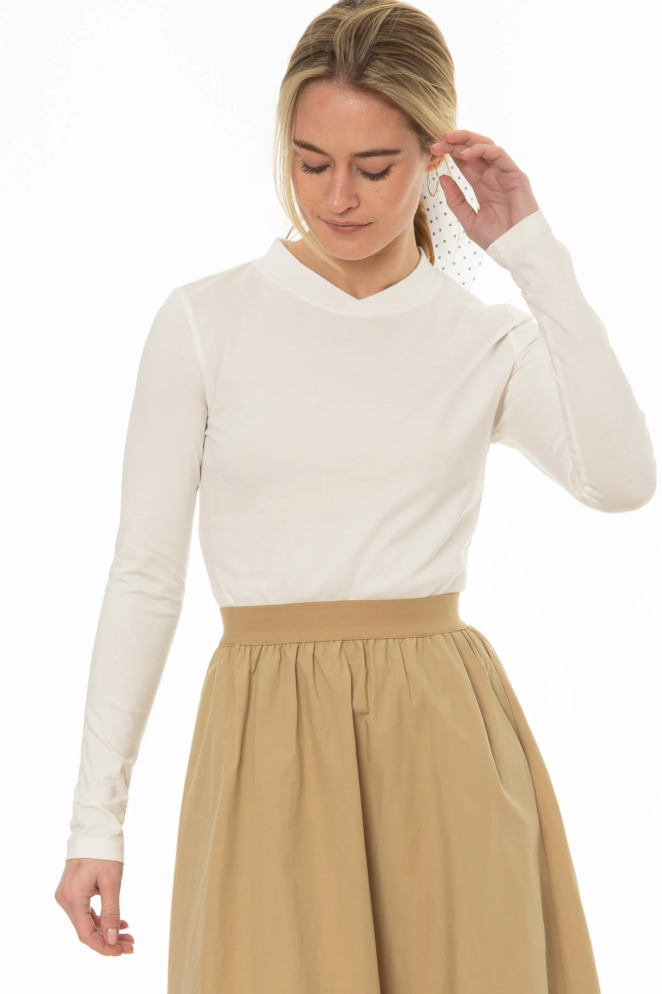 White Crossover Neck T-Shirt - Image 4