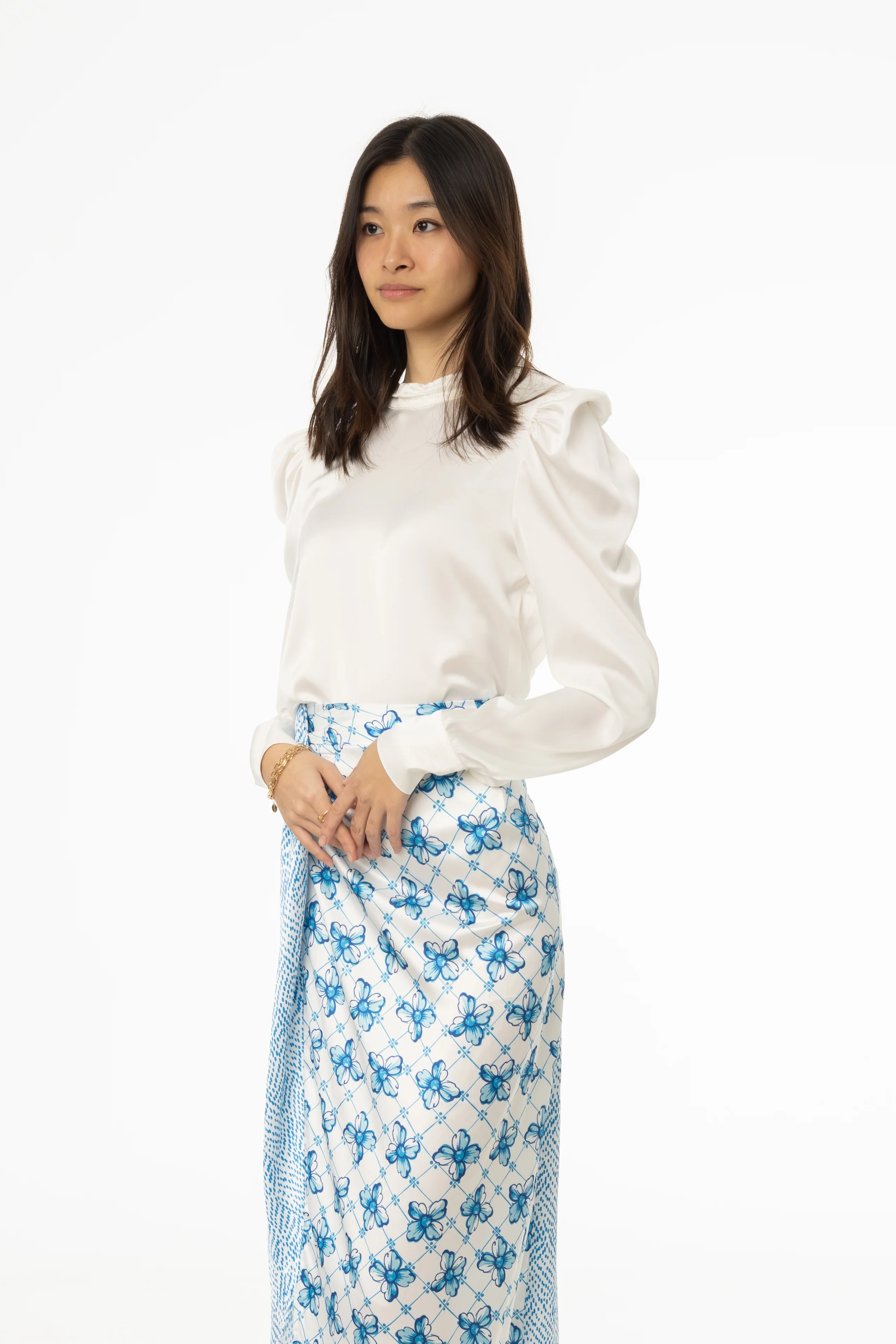 White Puff Sleeve Silky Blouse - Image 2